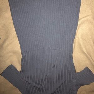Grey dress with back out